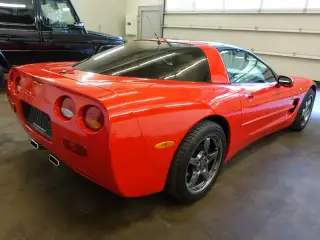 Vehicle image thumbnail, number 6