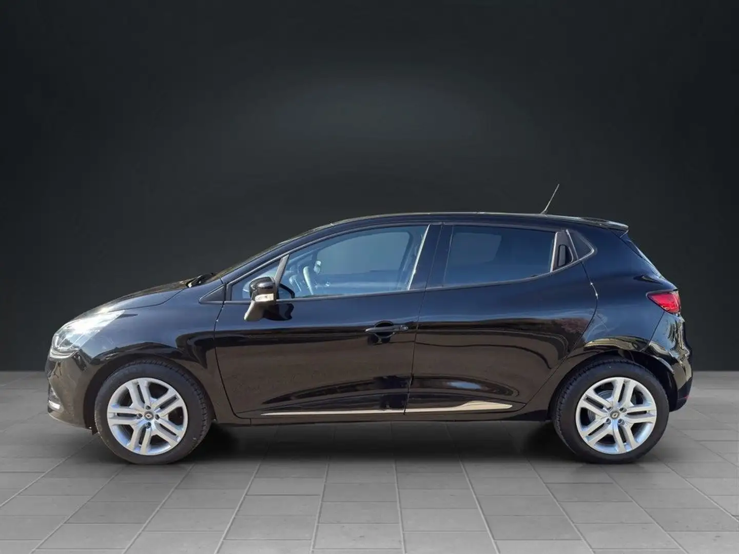 Vehicle image, number 3