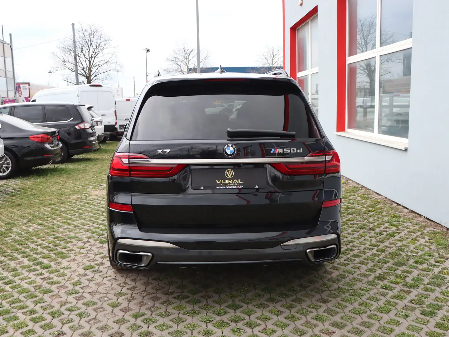 Vehicle image, number 6