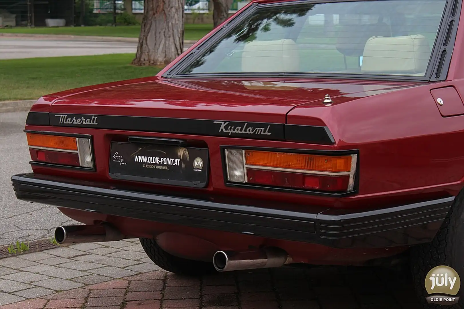Vehicle image, number 13