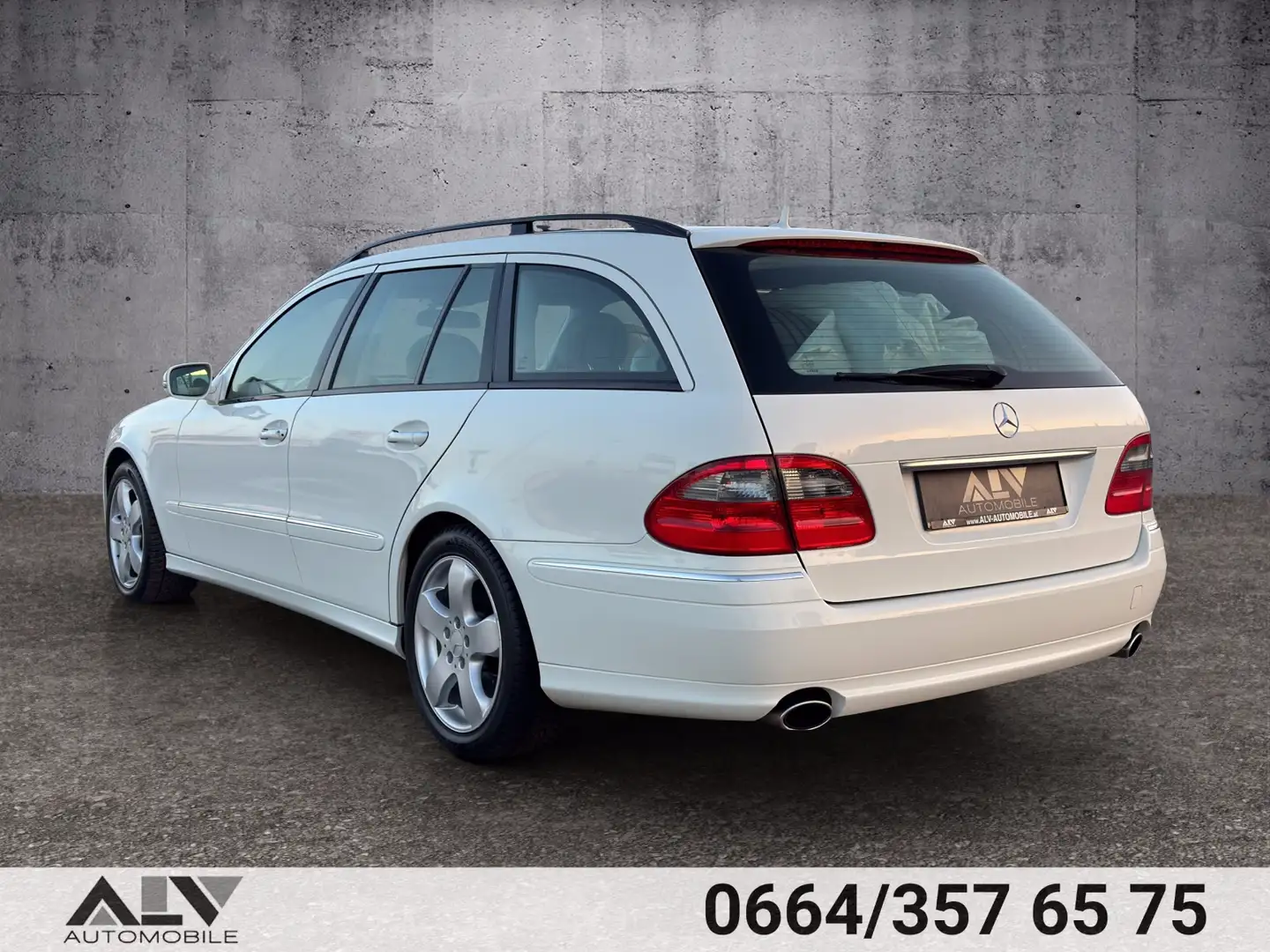 Vehicle image, number 3