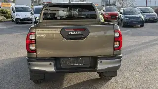 Vehicle image thumbnail, number 4