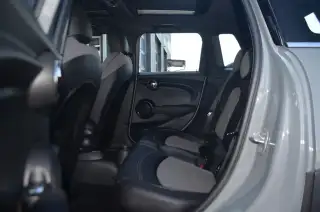 Vehicle image thumbnail, number 12