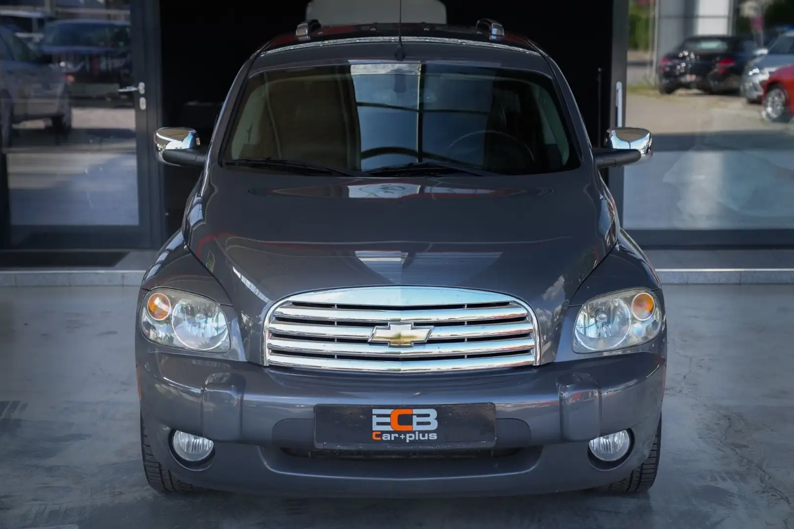 Vehicle image, number 8