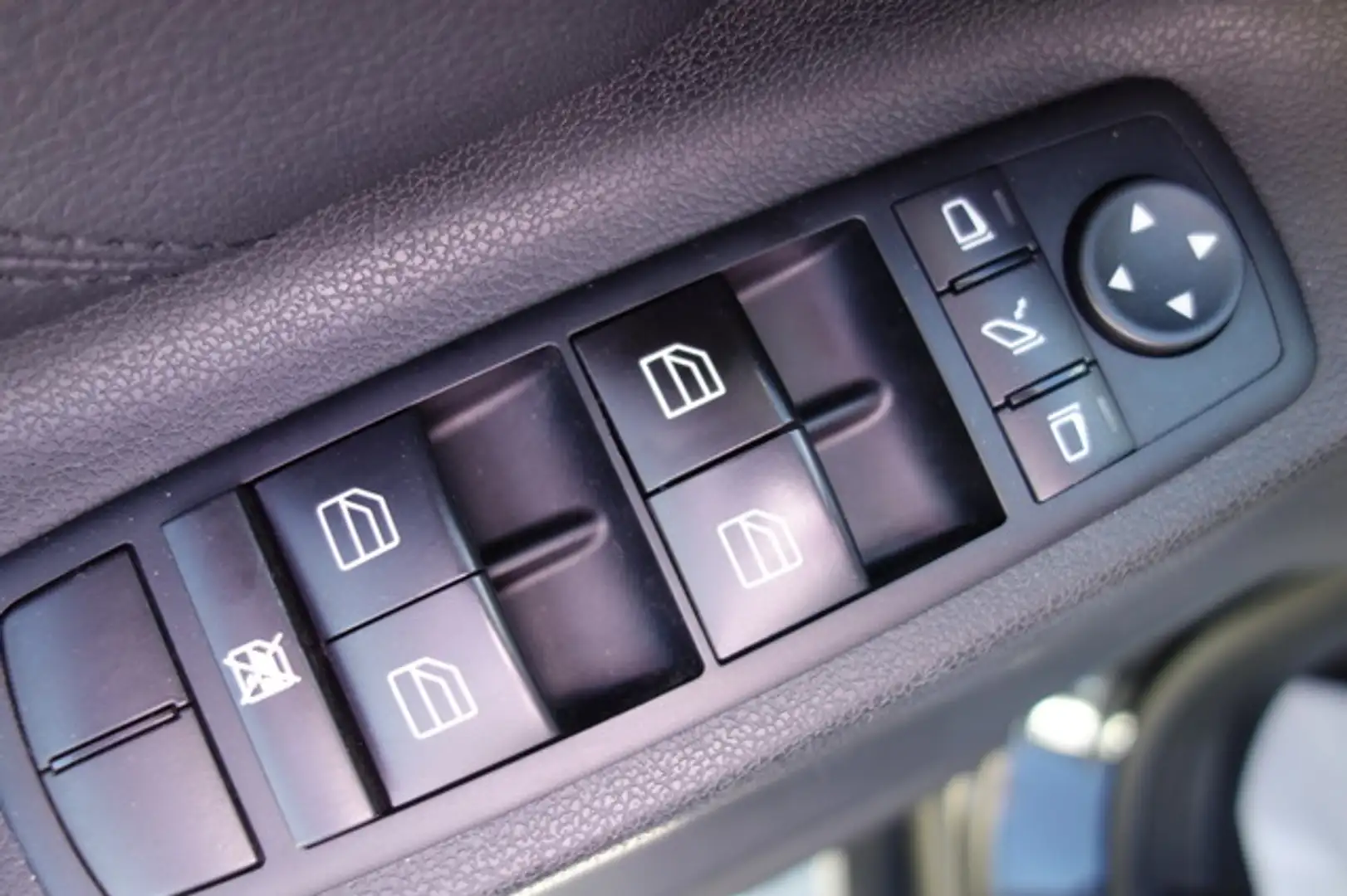 Vehicle image, number 20