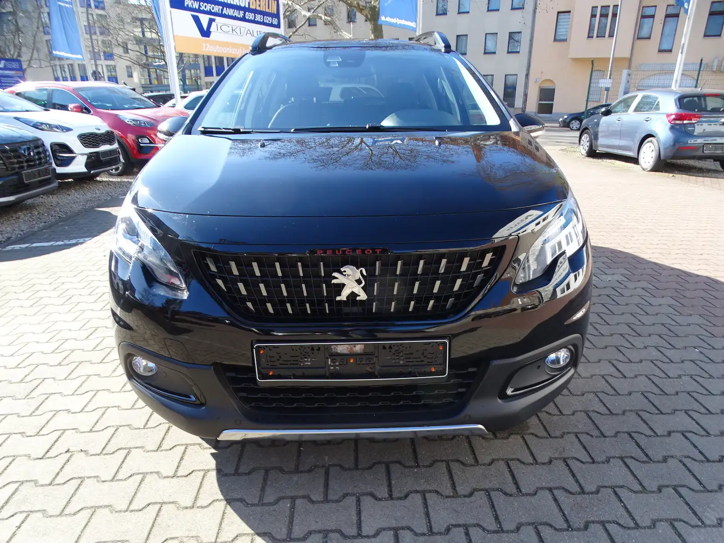 Vehicle image, number 3