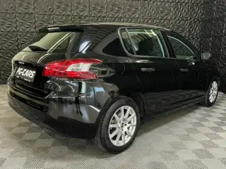 Vehicle image thumbnail, number 9