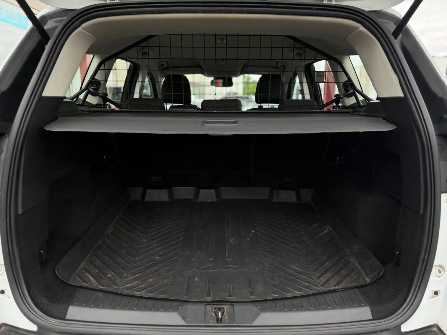Vehicle image, number 20