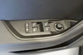 Vehicle image thumbnail, number 14