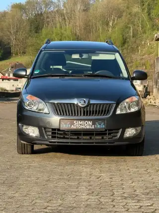 Vehicle image thumbnail, number 8