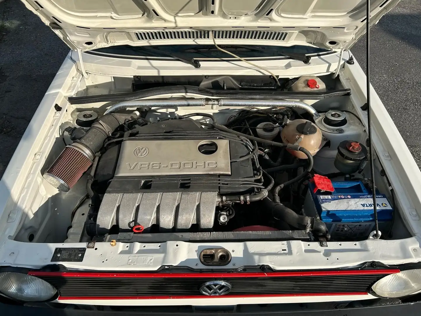 Vehicle image, number 10