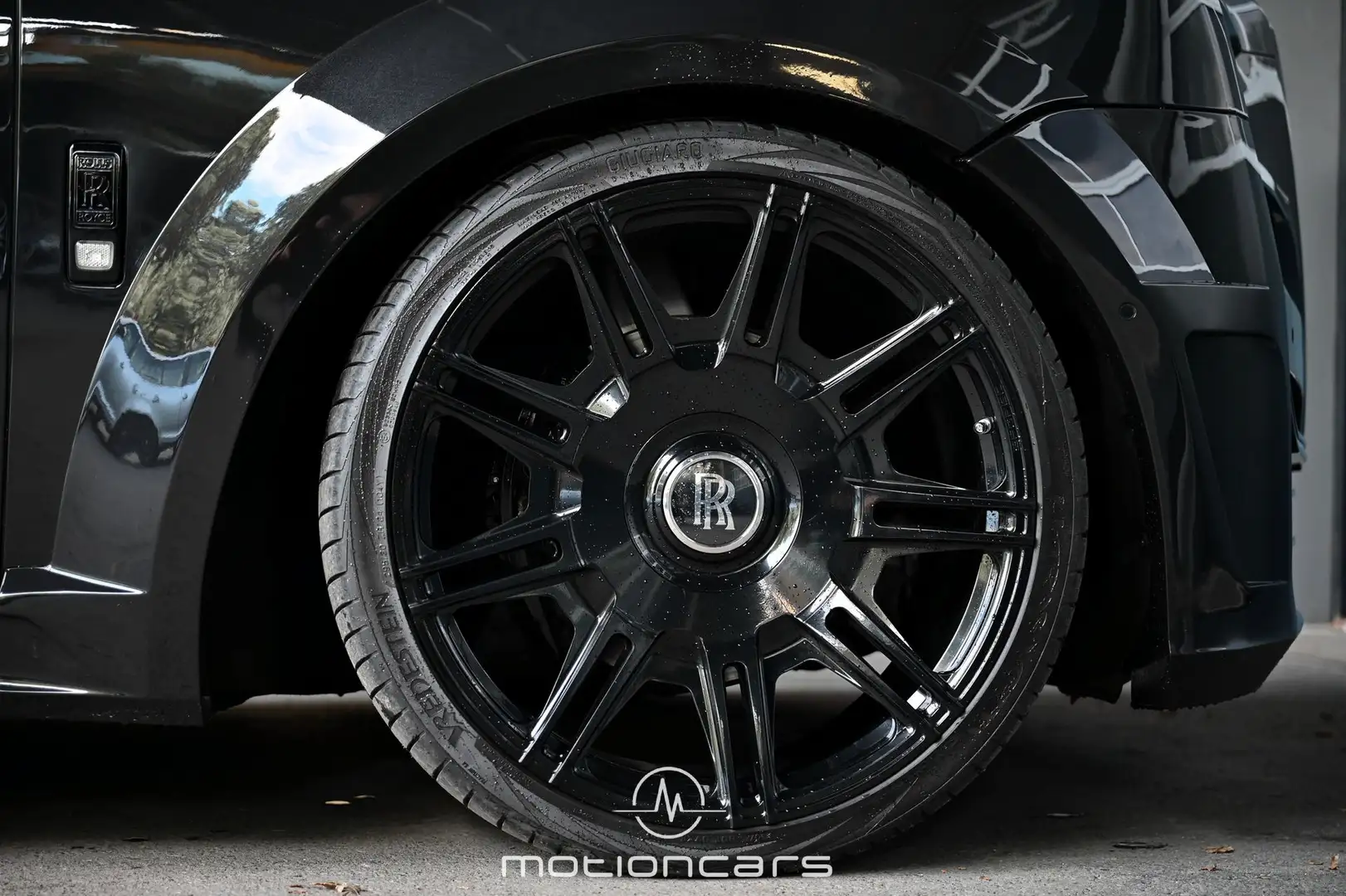 Vehicle image, number 10