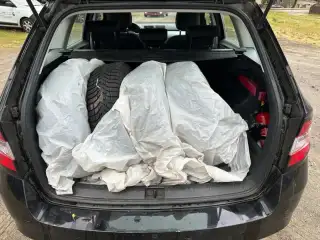 Vehicle image thumbnail, number 7