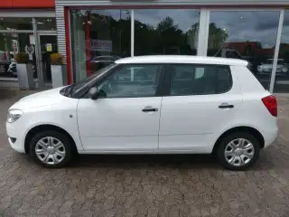 Vehicle image thumbnail, number 2