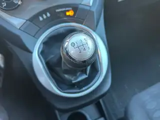 Vehicle image thumbnail, number 18