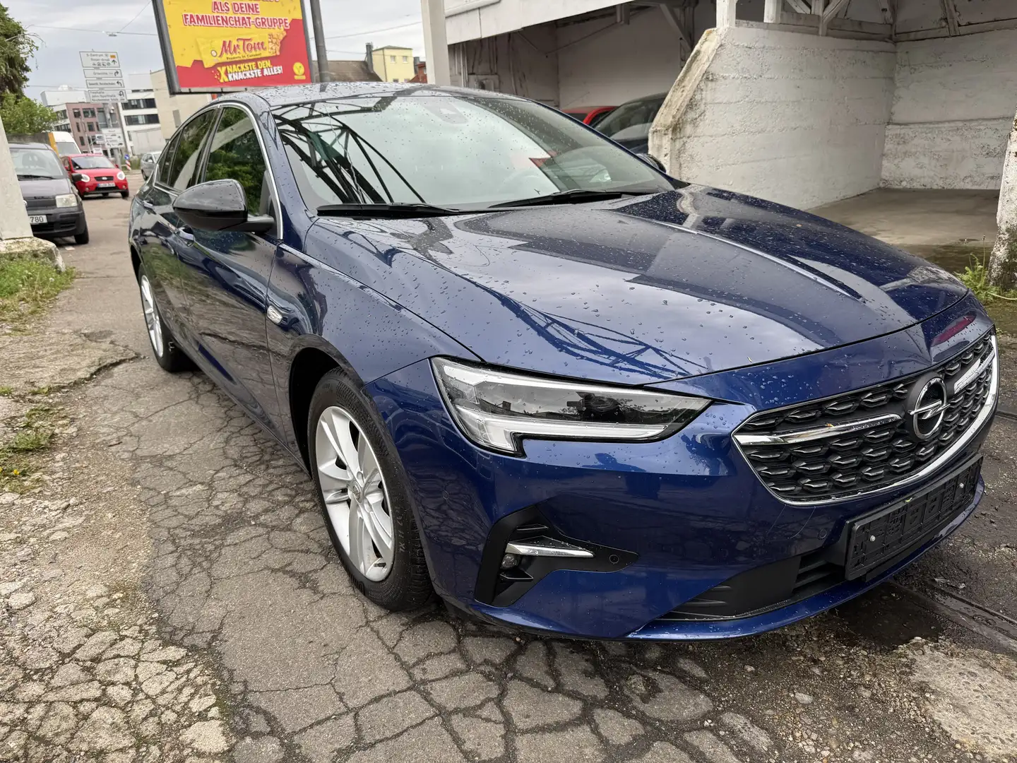Vehicle image, number 1