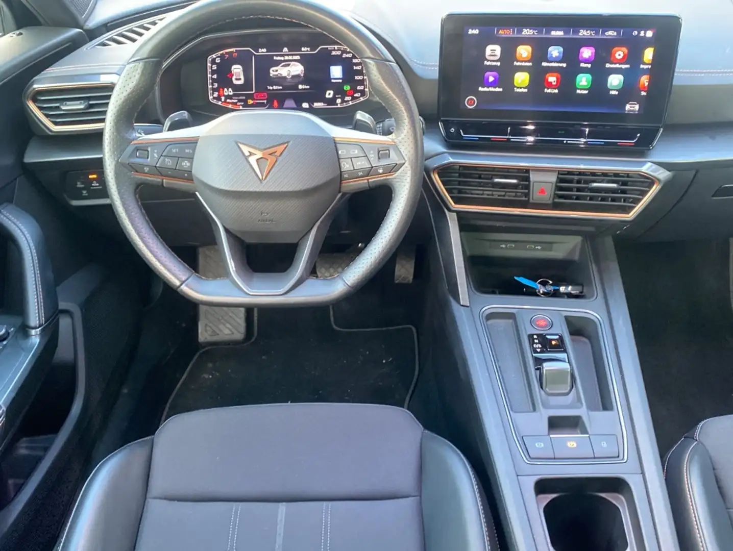 Vehicle image, number 4