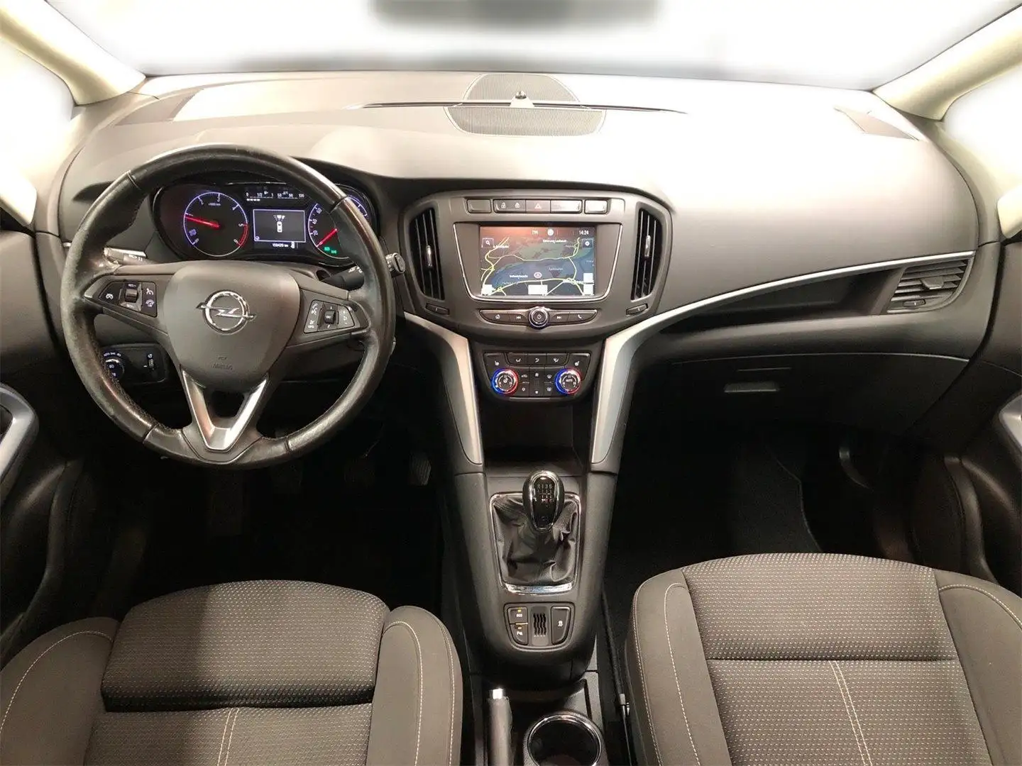 Vehicle image, number 8