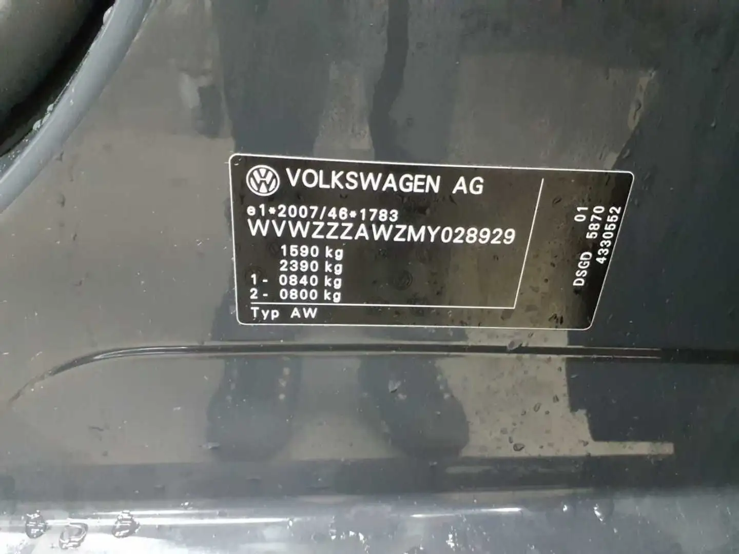 Vehicle image, number 12