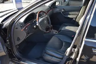 Vehicle image thumbnail, number 4