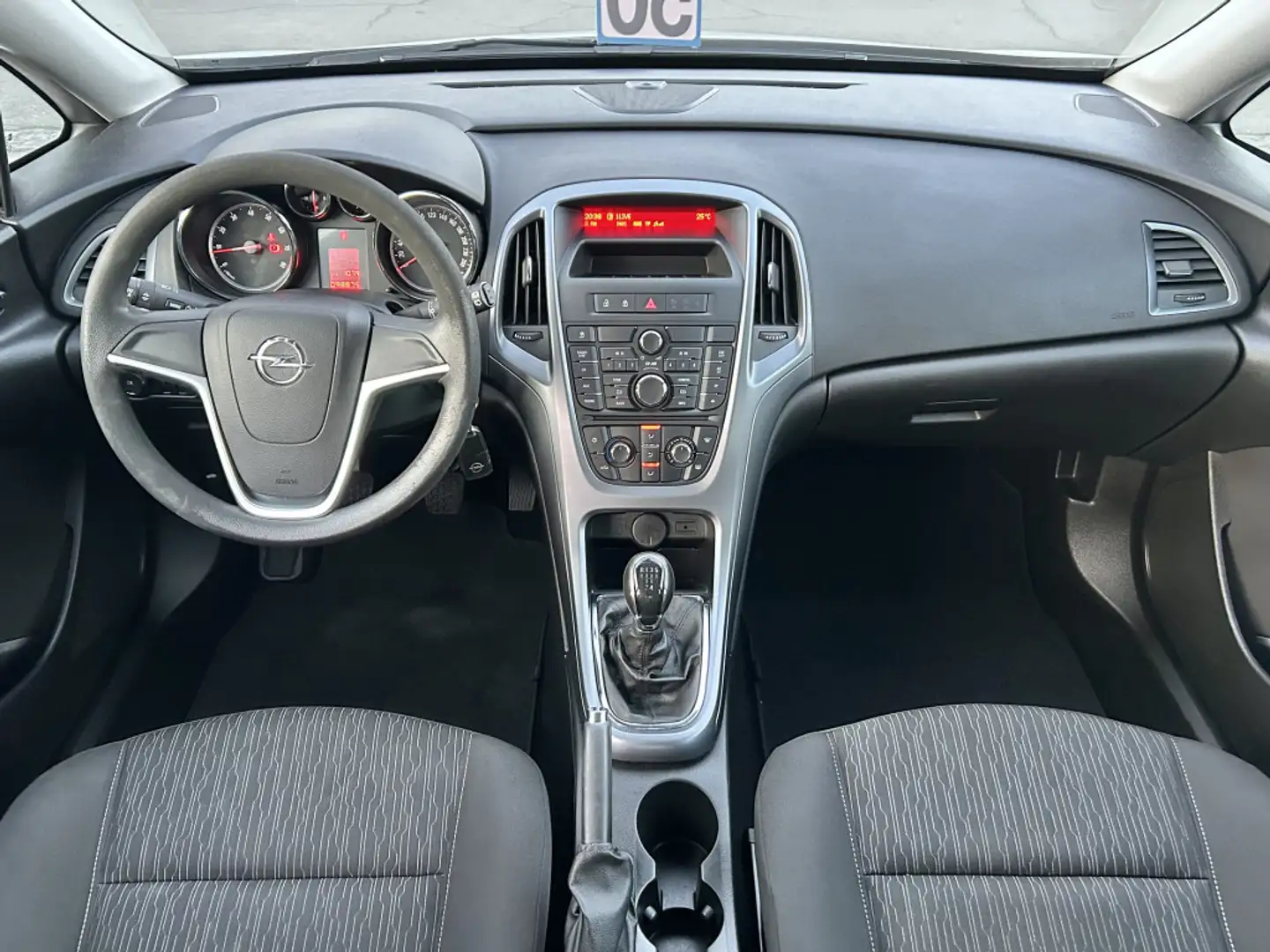 Vehicle image, number 10