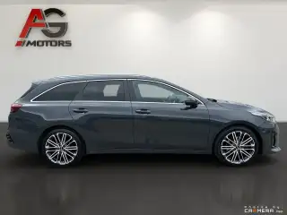 Vehicle image thumbnail, number 4