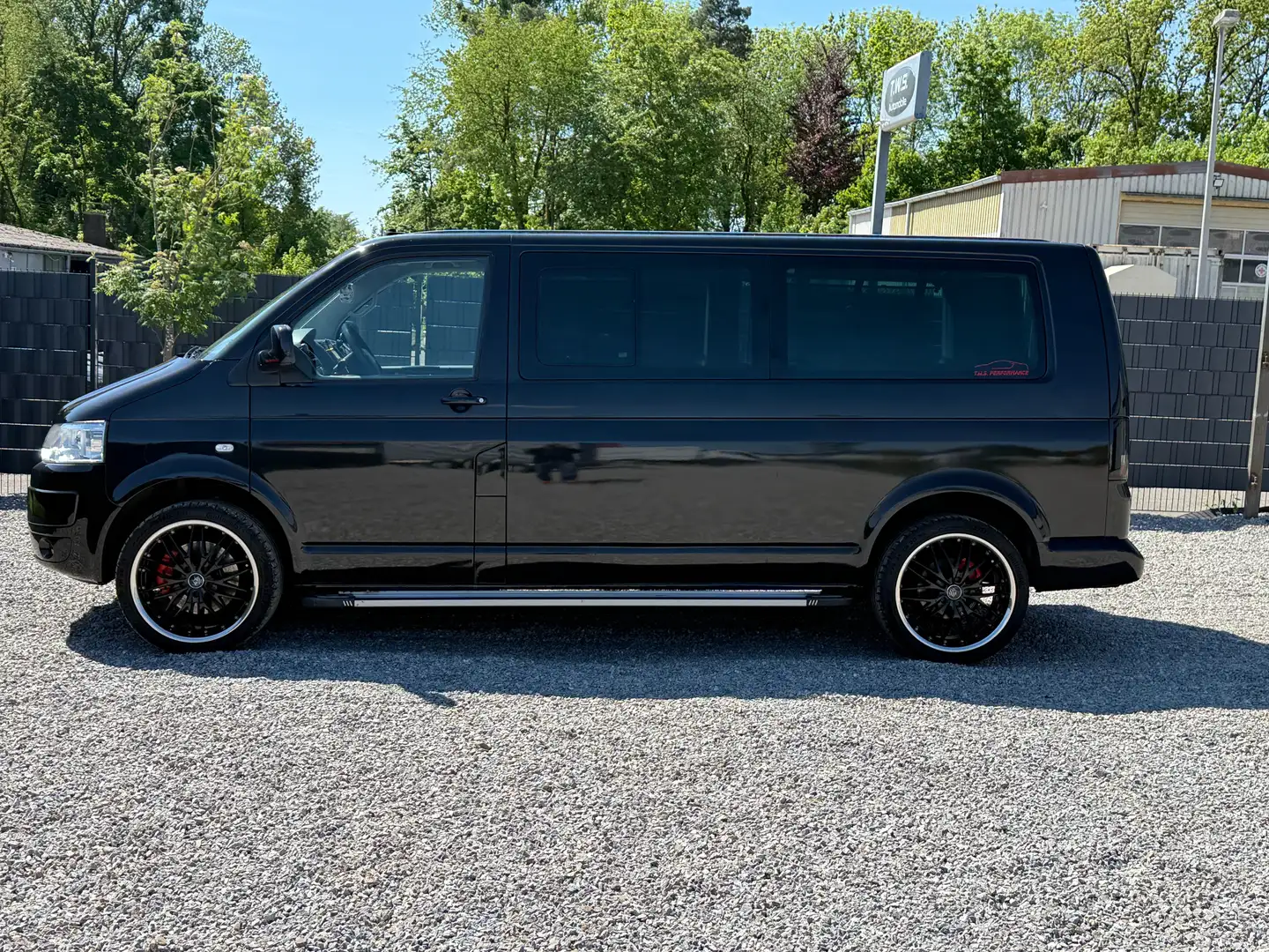 Vehicle image, number 5