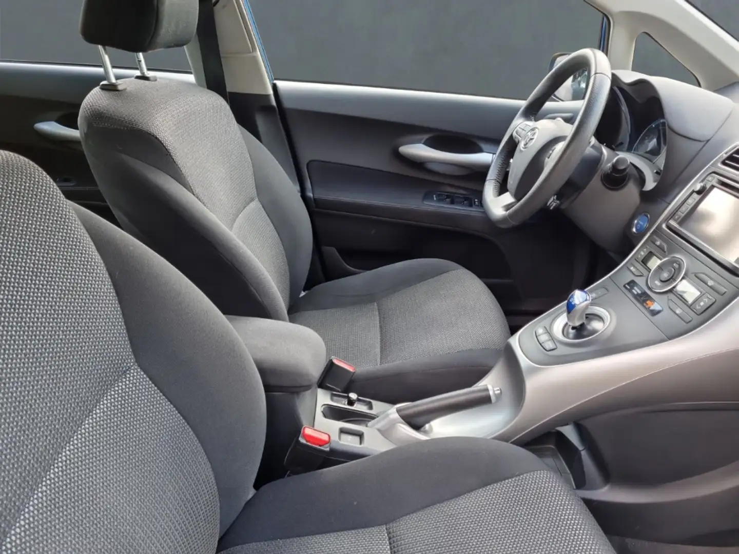 Vehicle image, number 6