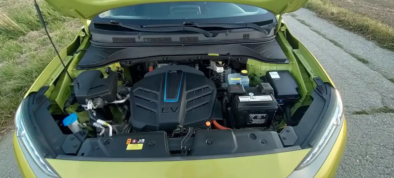 Vehicle image, number 9