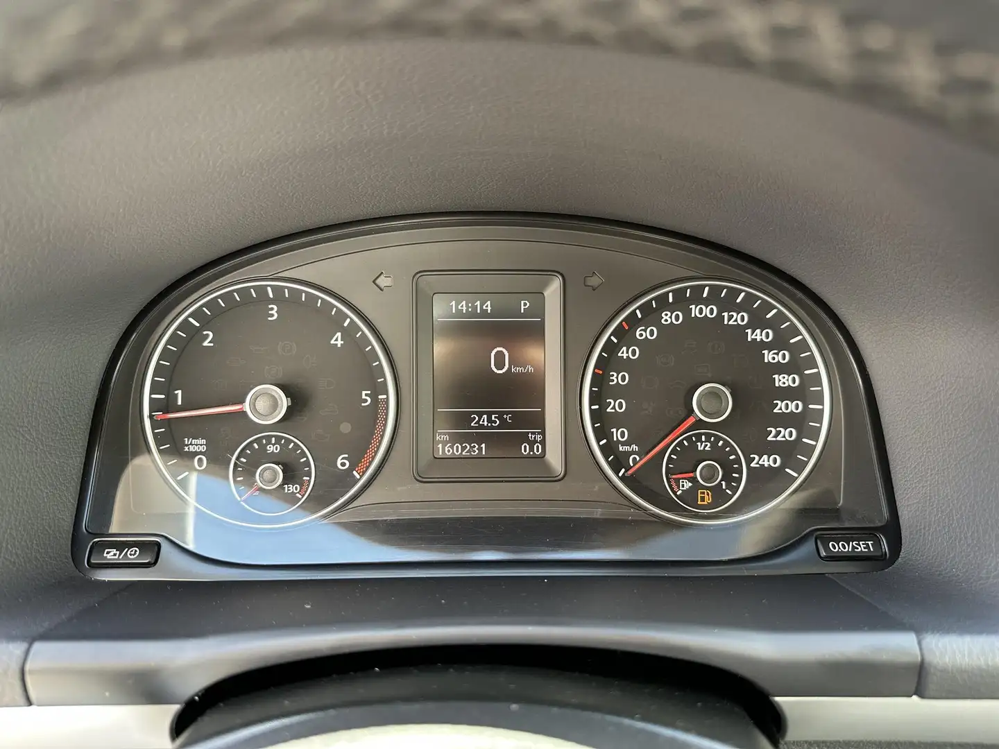 Vehicle image, number 19