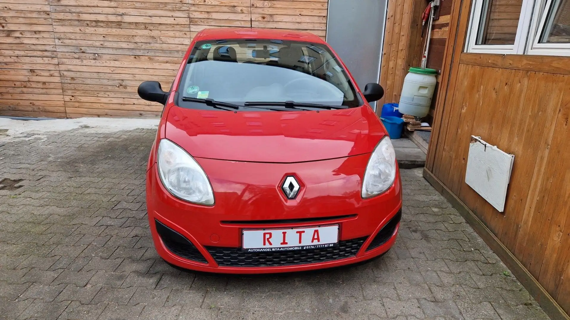Vehicle image, number 1