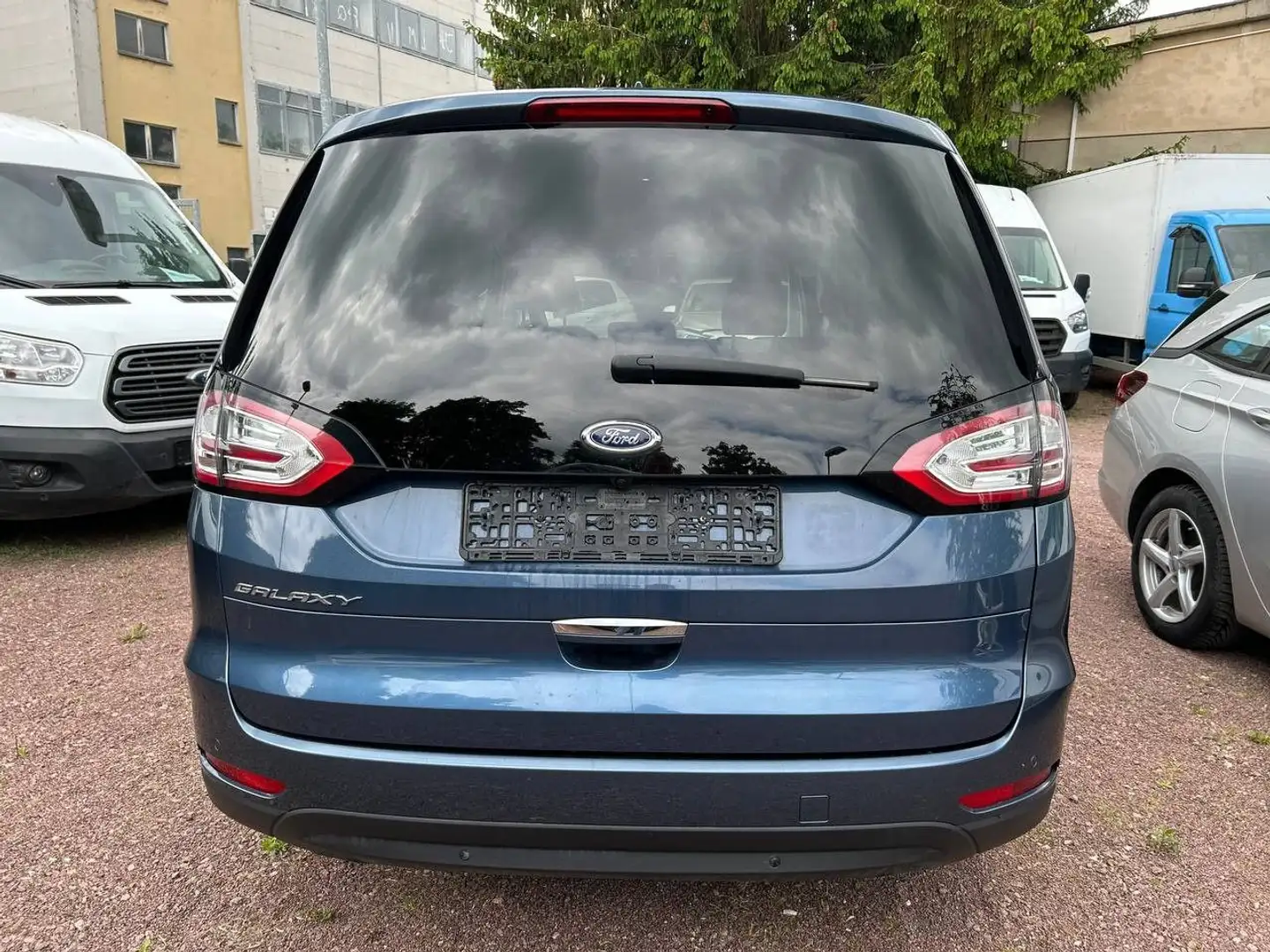 Vehicle image, number 5