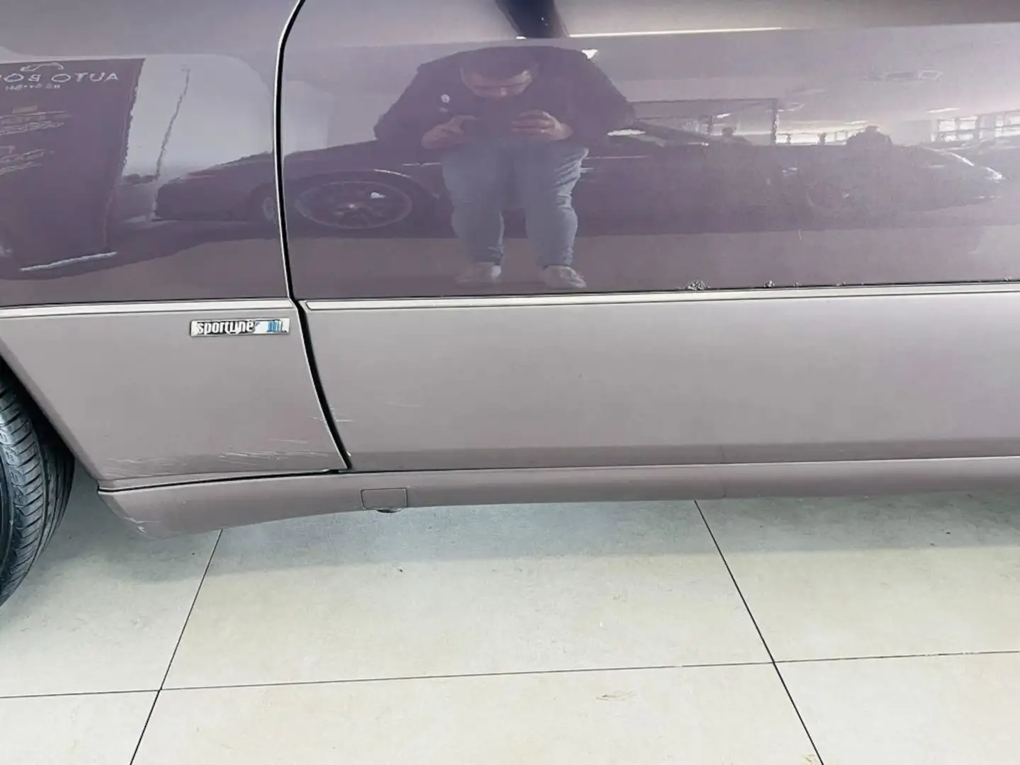 Vehicle image, number 19