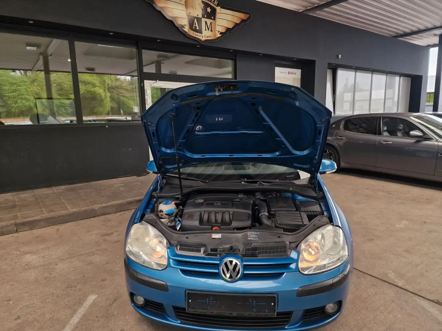 Vehicle image, number 11