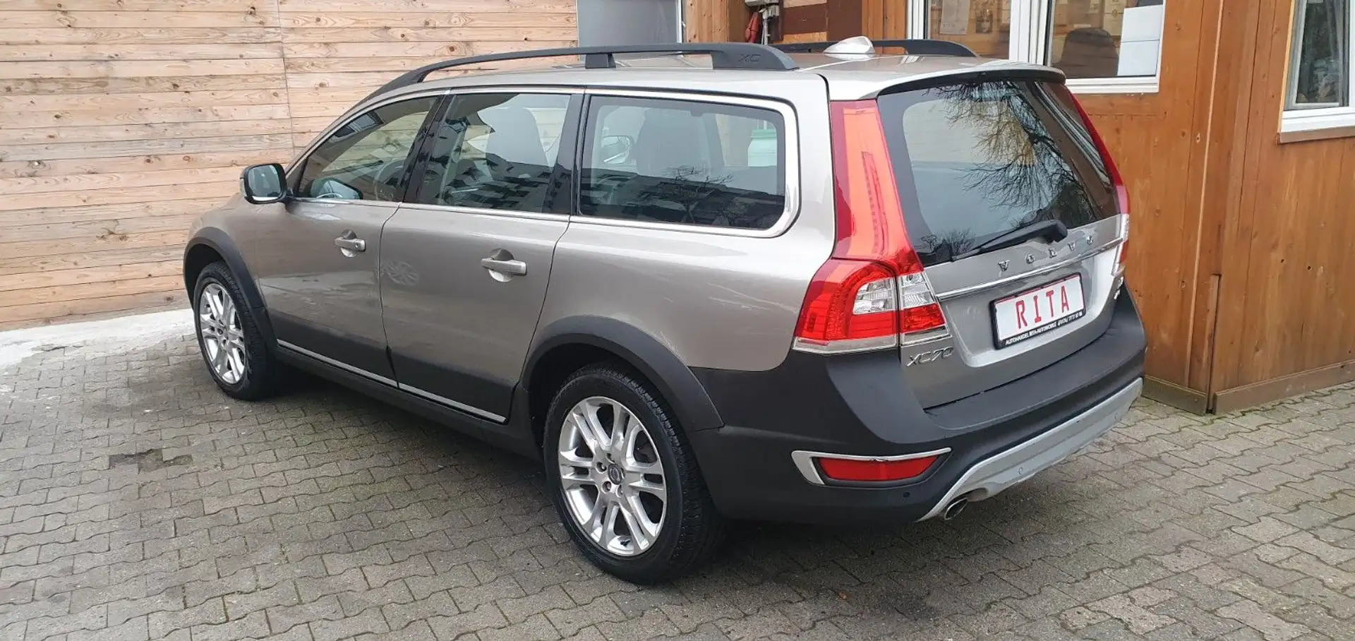 Vehicle image, number 4