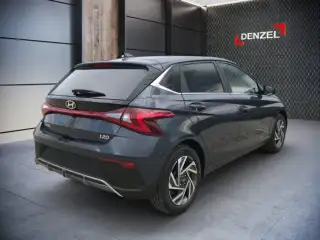 Vehicle image thumbnail, number 4