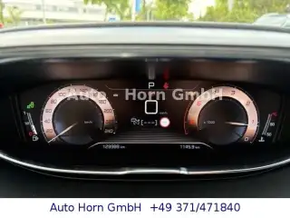 Vehicle image thumbnail, number 9
