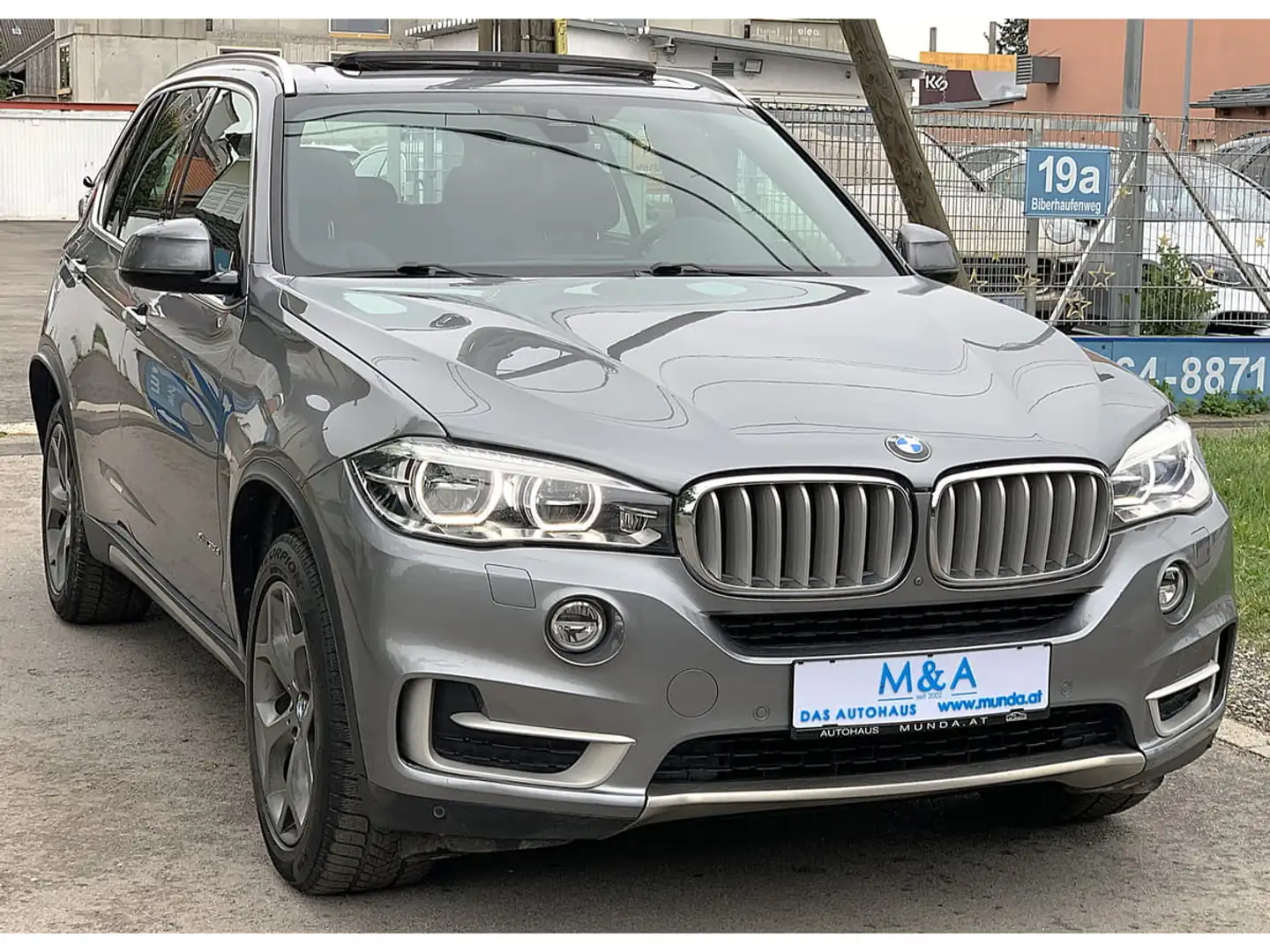 Vehicle image, number 3