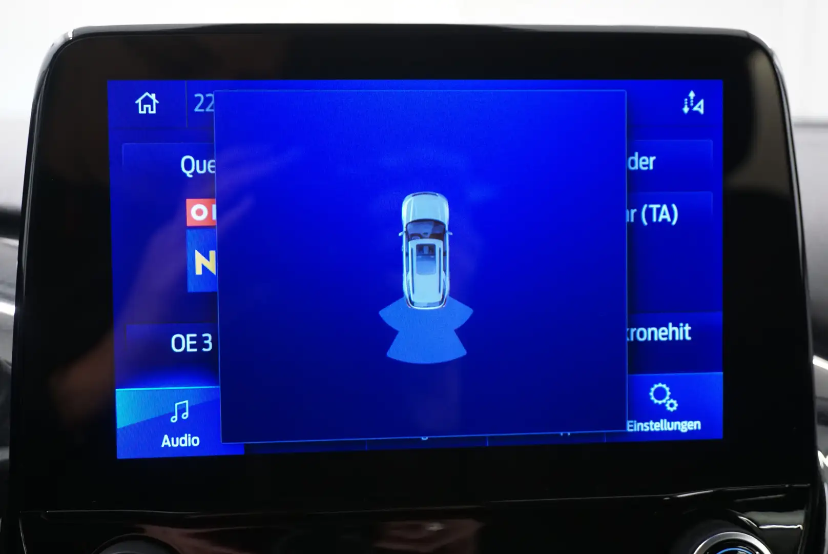 Vehicle image, number 9