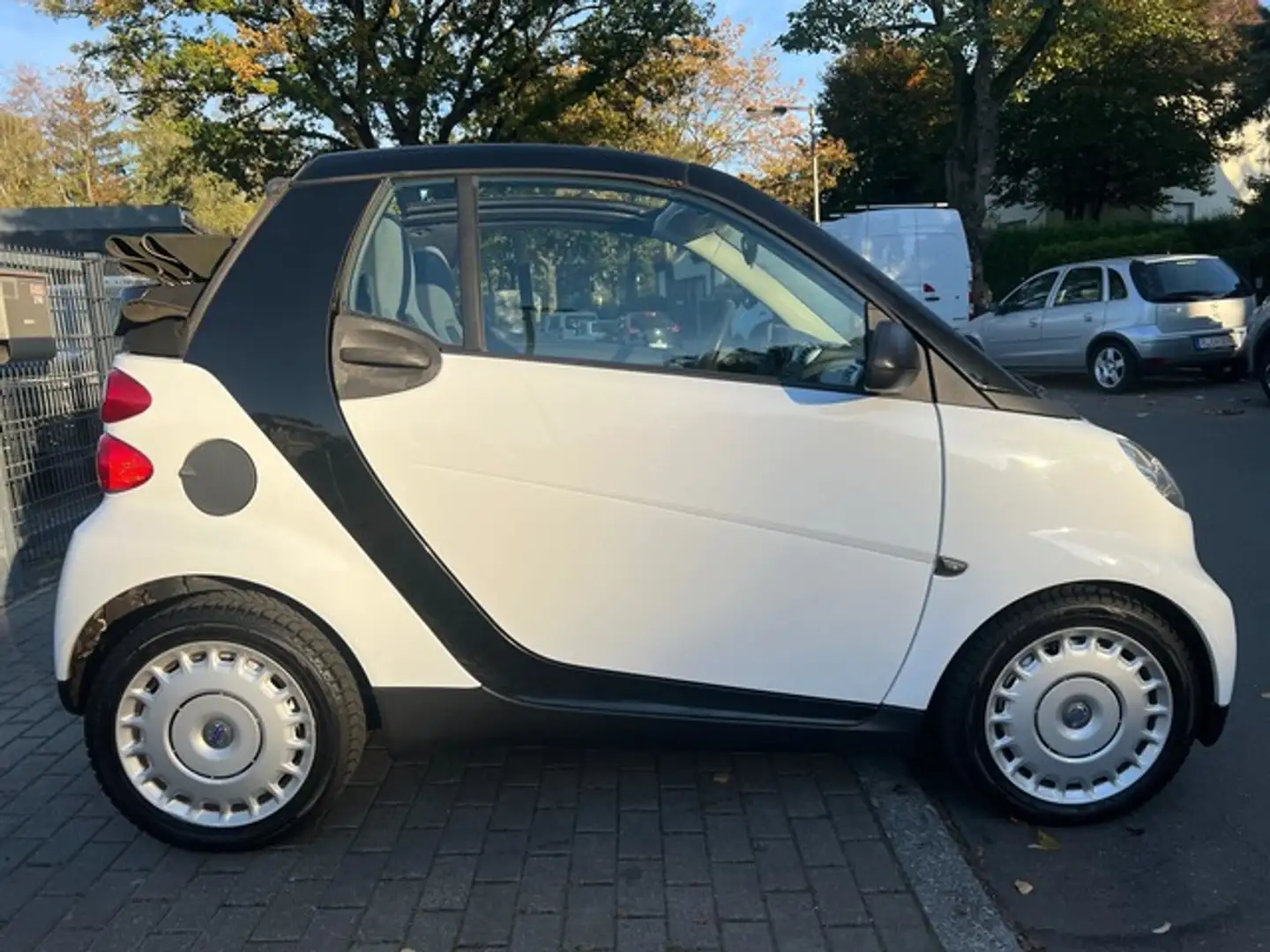 Vehicle image, number 7