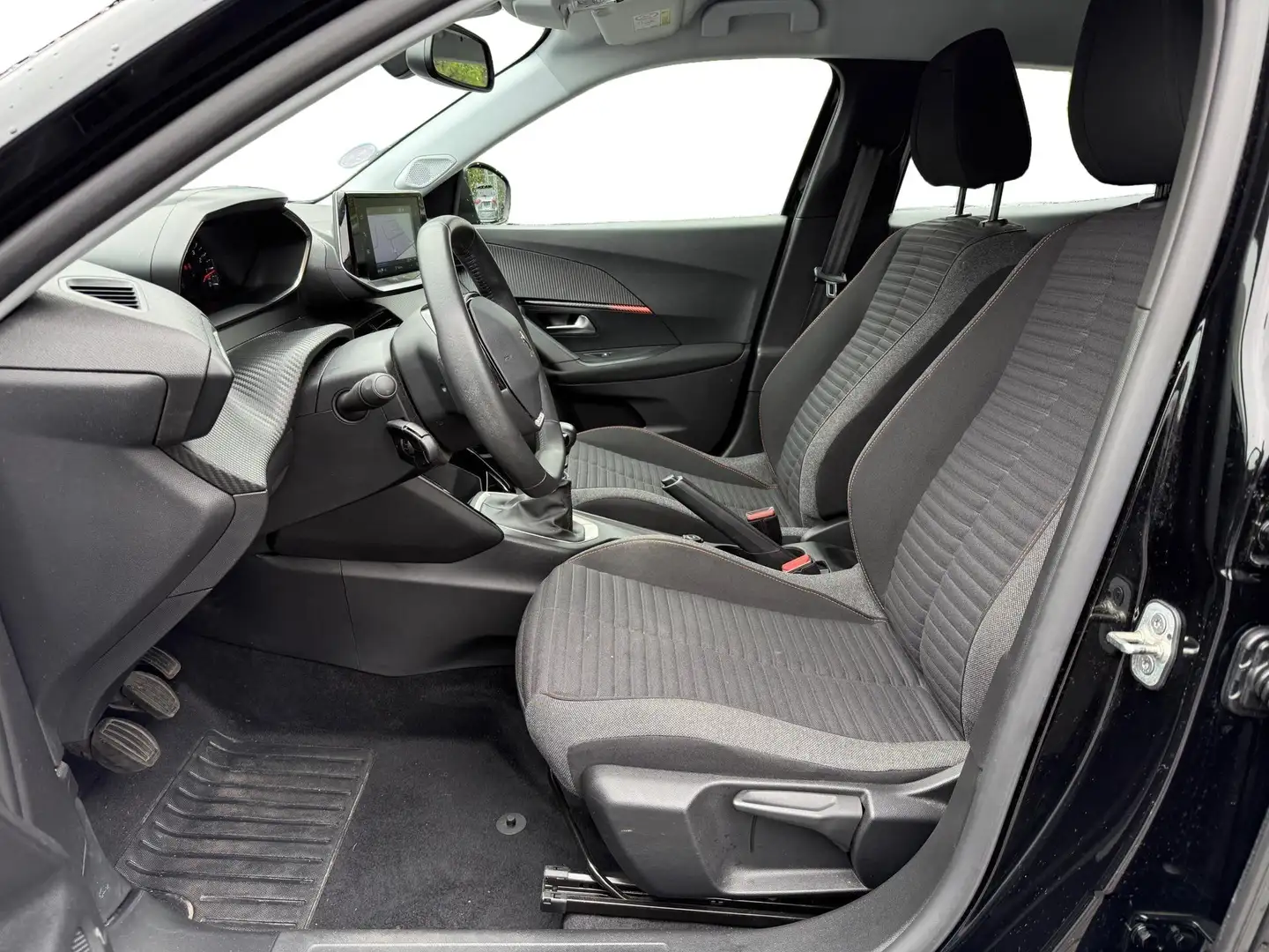 Vehicle image, number 9