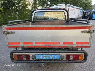 Vehicle image thumbnail, number 2