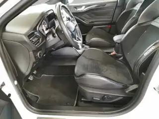 Vehicle image thumbnail, number 6