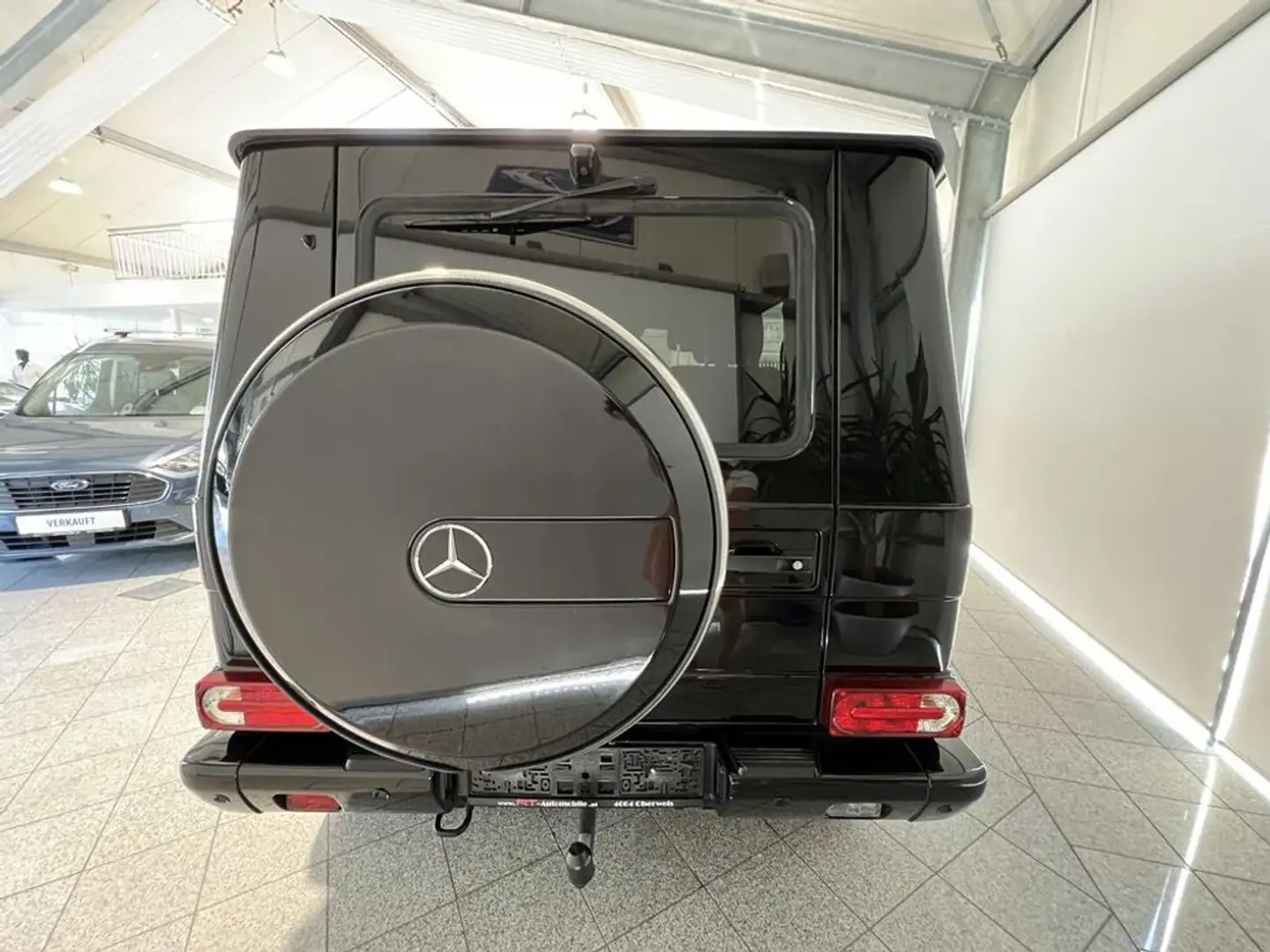 Vehicle image, number 4