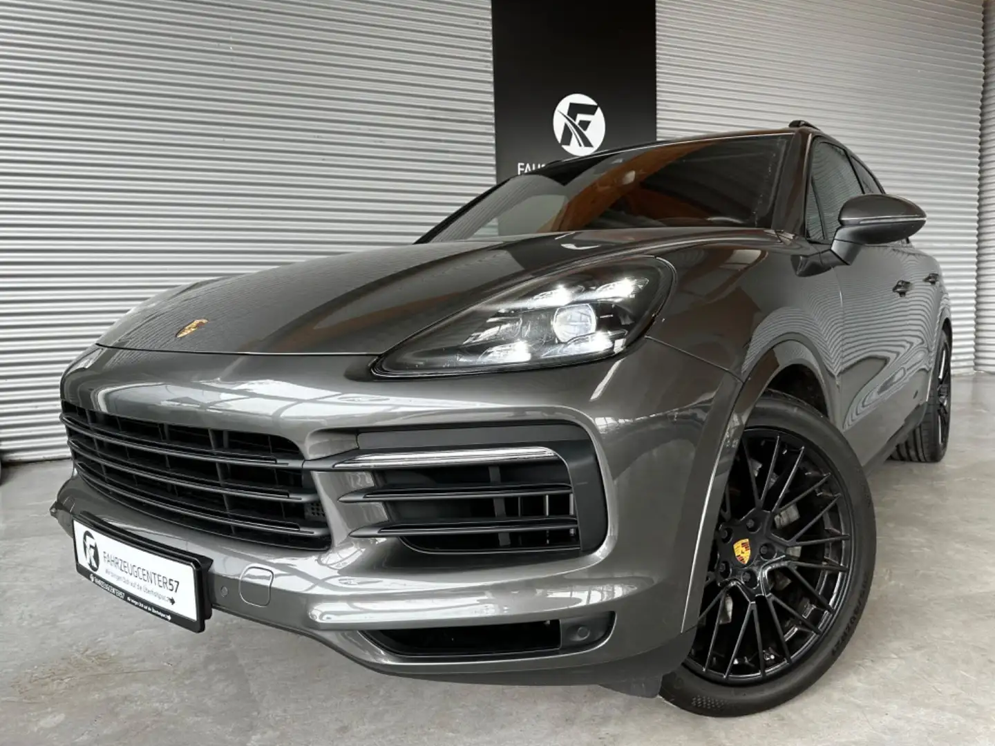 Vehicle image, number 1