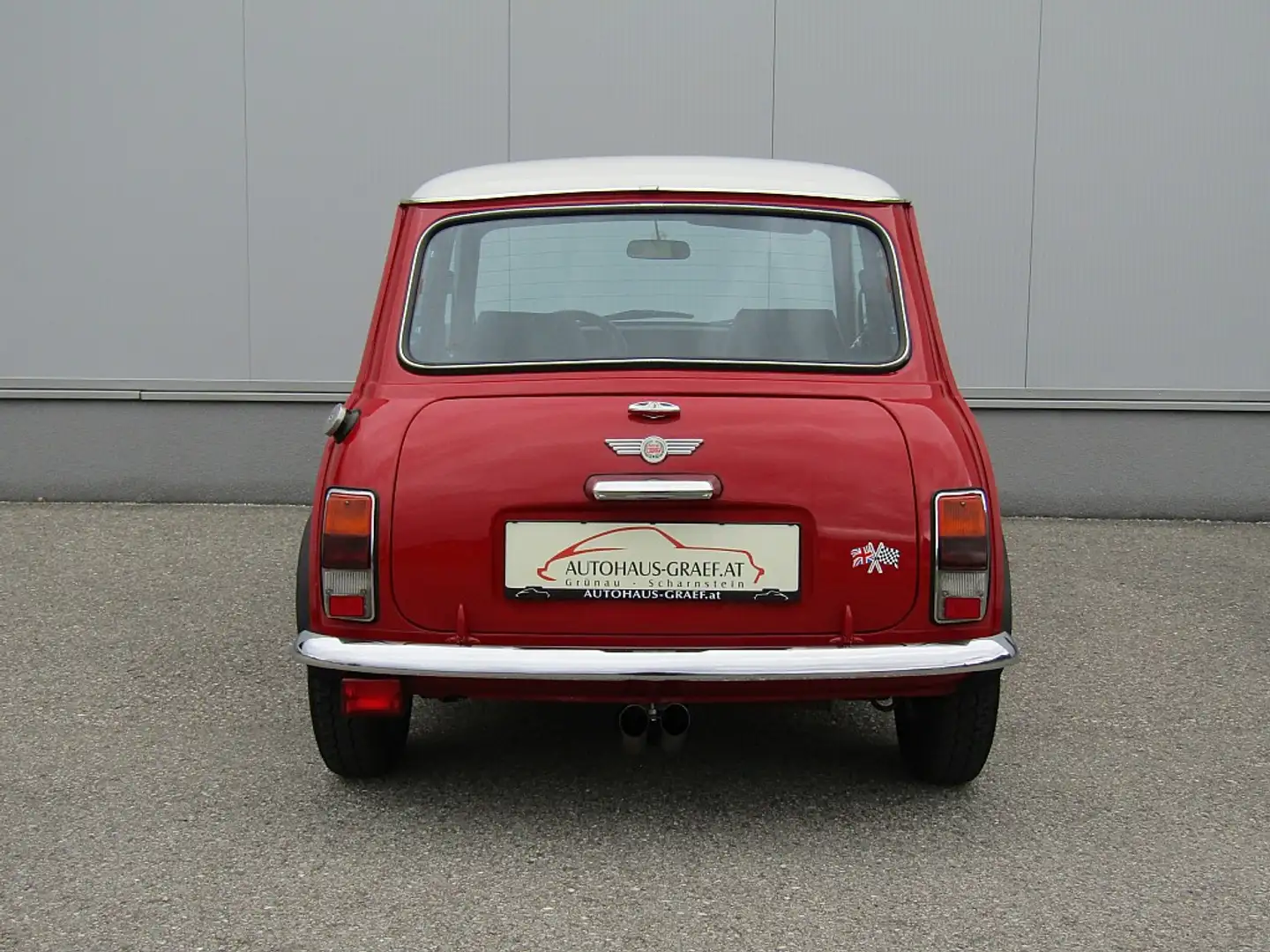 Vehicle image, number 4