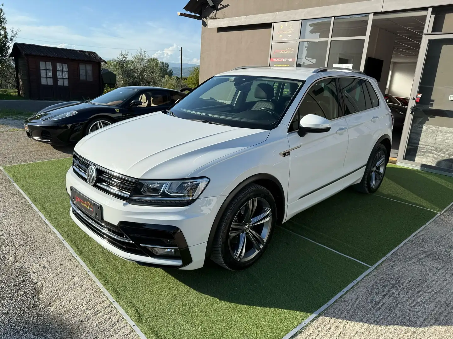 Vehicle image, number 3