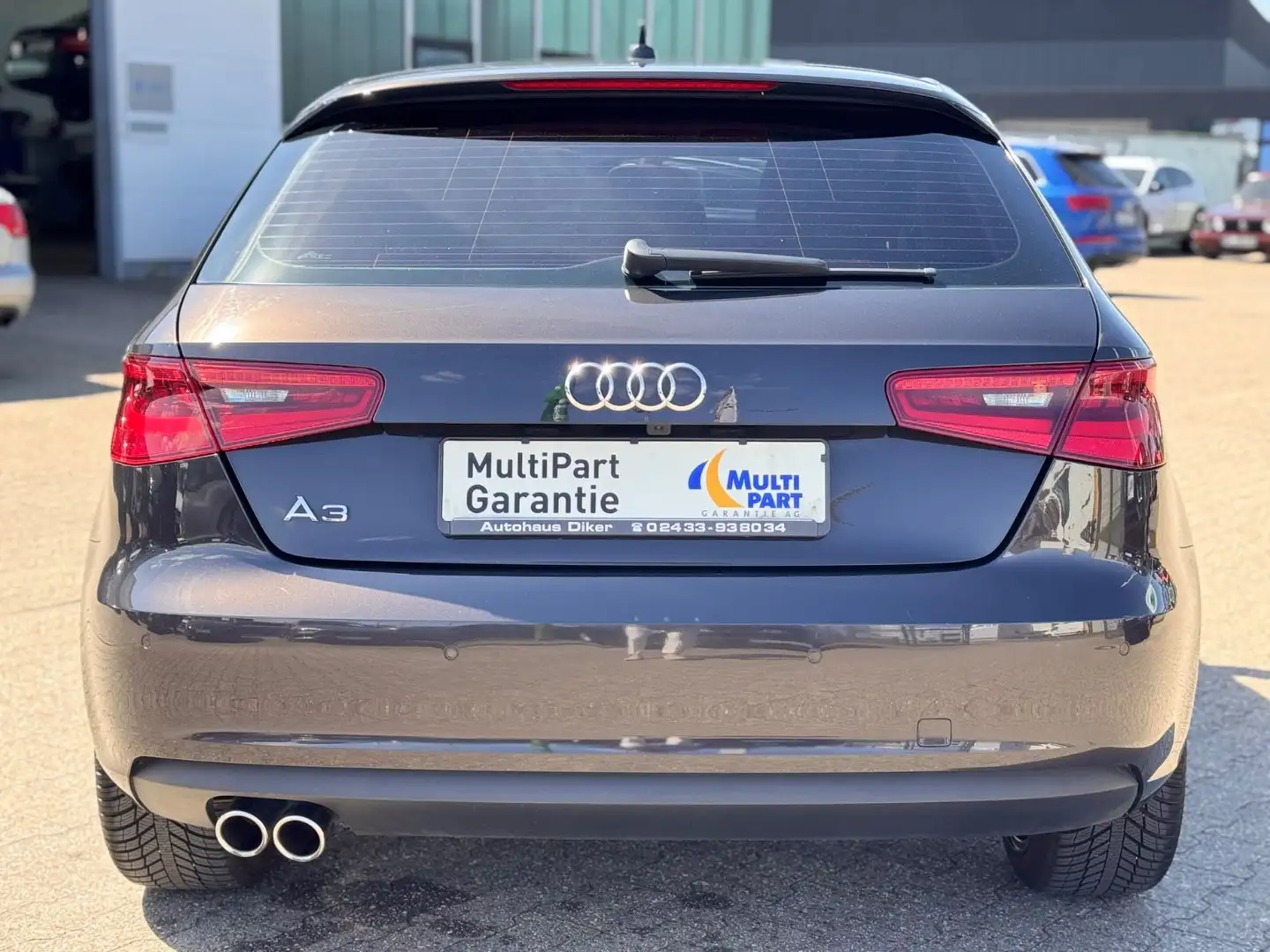 Vehicle image, number 6