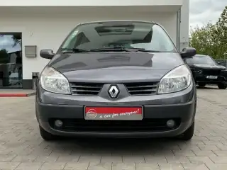 Vehicle image thumbnail, number 8