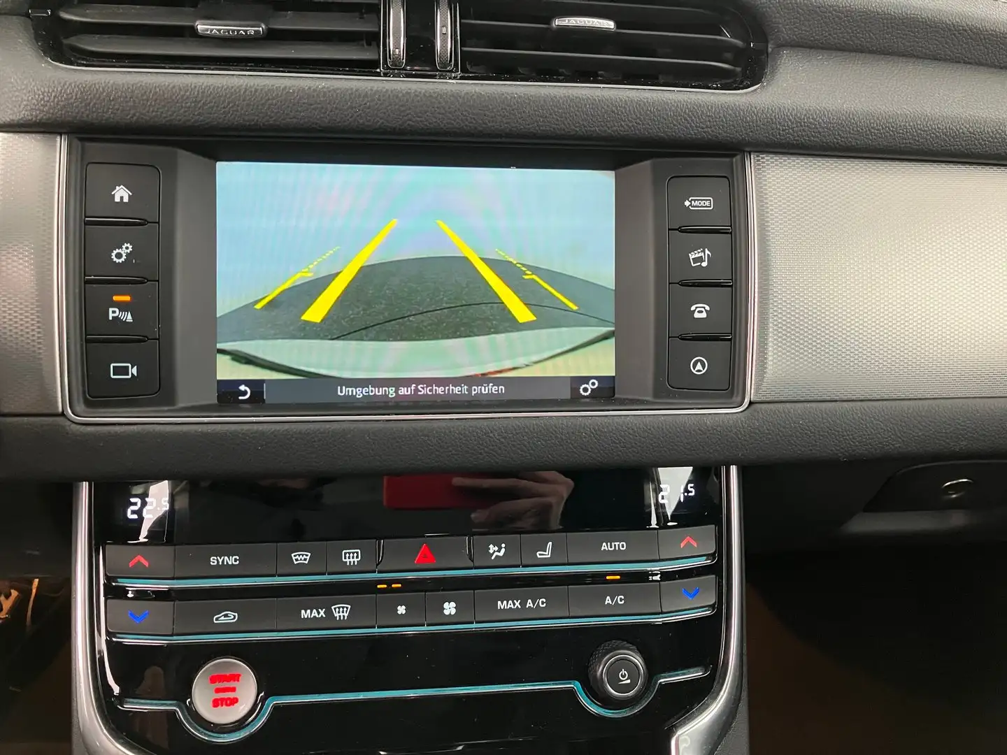 Vehicle image, number 9
